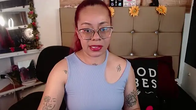 MIA  SPENCER online show from November 5, 9:07 pm