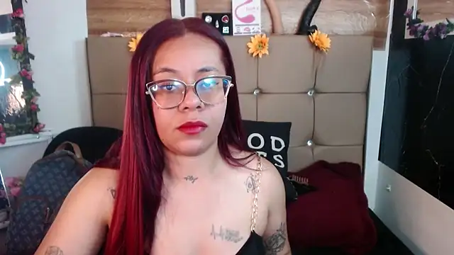 MIA  SPENCER online show from February 12, 7:13 pm