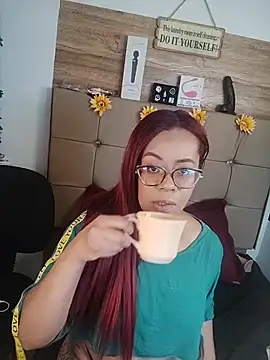 MIA  SPENCER online show from November 24, 9:48 pm