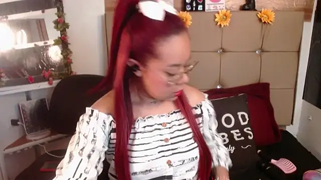 MIA  SPENCER online show from November 12, 5:50 pm