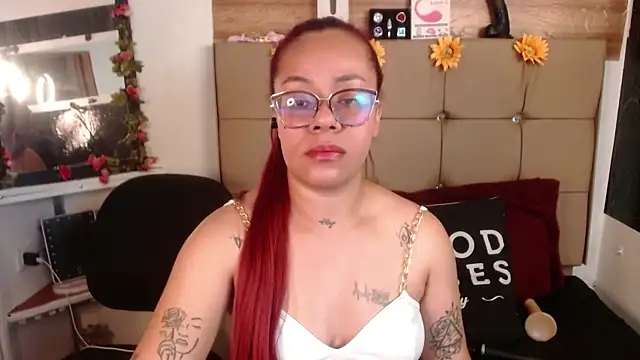 MIA  SPENCER online show from November 11, 1:39 pm