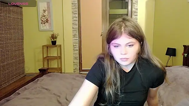 Lilly Jess online show from October 8, 6:30 pm