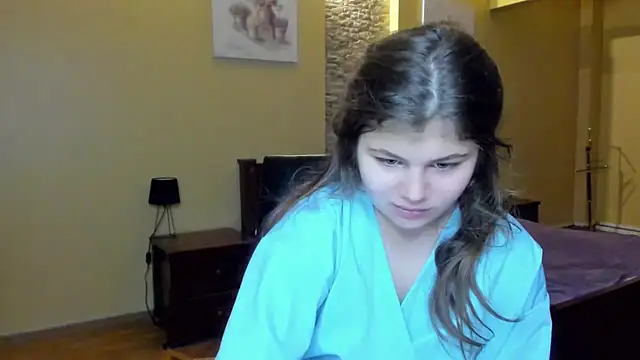 Lilly Jess online show from November 17, 8:24 pm