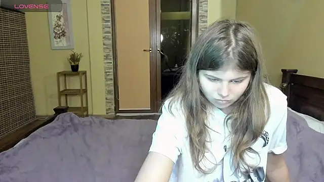 Lilly Jess online show from October 15, 6:16 pm