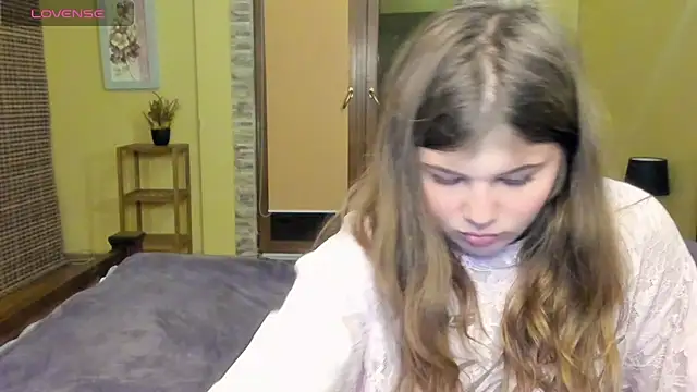 Lilly Jess online show from October 30, 7:44 pm