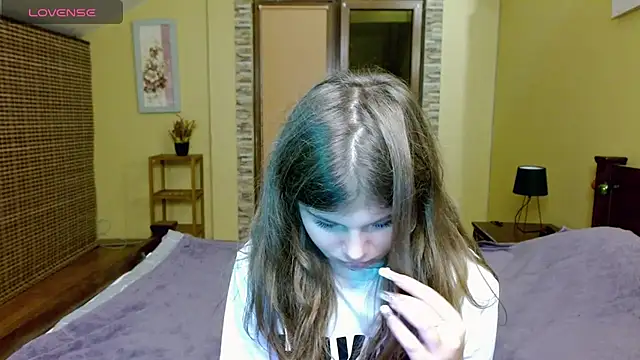 Lilly Jess online show from September 30, 6:25 pm