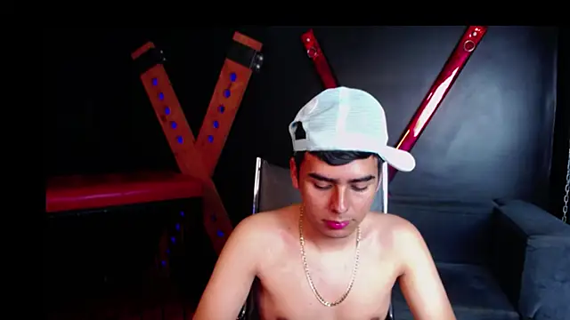 Snapshot of Matthewlodge chatting on October 29, 1:10 pm Matthewlodge online show from October 29, 1:10 pm