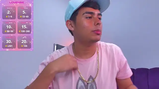 Snapshot of Matthewlodge chatting on November 26, 3:12 pm Matthewlodge online show from November 26, 3:12 pm