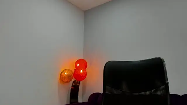 Snapshot of Matthewlodge chatting on November 13, 3:21 am Matthewlodge online show from November 13, 3:21 am