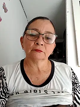 Snapshot of marfil_milf chatting on September 11, 3:12 pm marfil milf online show from September 11, 3:12 pm