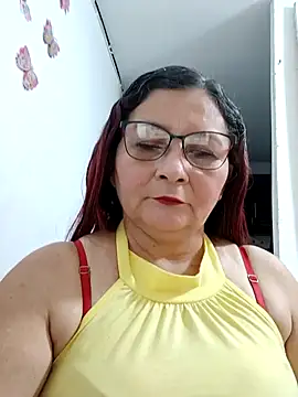 Snapshot of marfil_milf chatting on October 18, 3:36 pm marfil milf online show from October 18, 3:36 pm