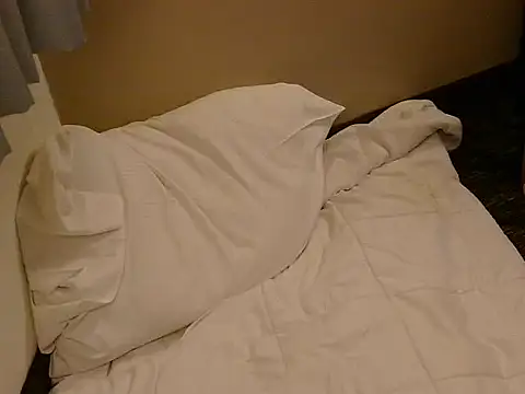 nakedgarbageperson online show from March 23, 2:44 am