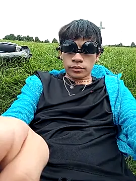 Snapshot of kittymutant99 chatting on February 25, 4:29 pm kittymutant99 online show from February 25, 4:29 pm