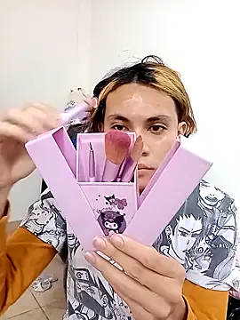 kittymutant99 online show from November 20, 1:12 pm