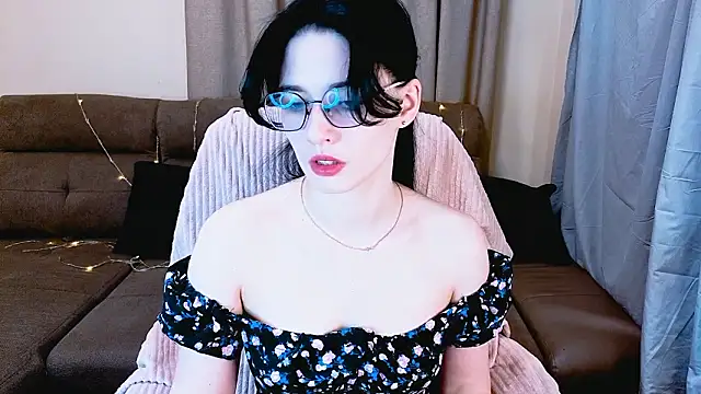 Charming Mysteriousss online show from March 14, 7:53 pm