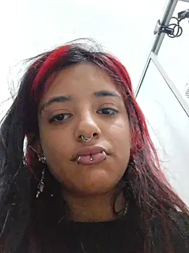 carolinerue online show from March 29, 3:08 am