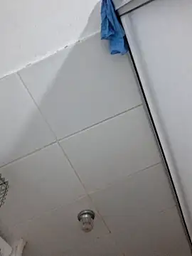 carolinerue online show from April 12, 4:49 am