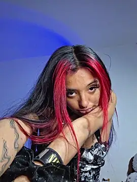 carolinerue online show from March 6, 4:18 am