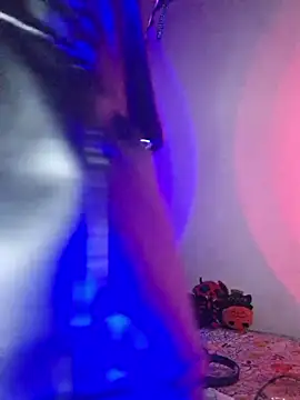 carolinerue online show from February 21, 4:03 am