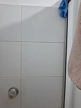 carolinerue online show from March 23, 12:55 am