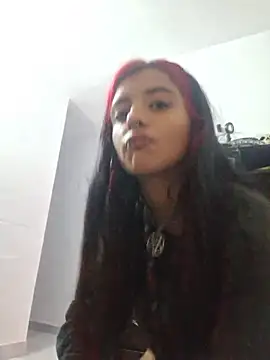 carolinerue online show from January 14, 11:52 pm