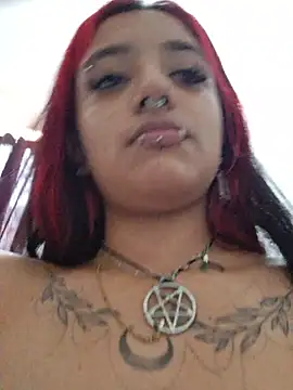 carolinerue online show from June 15, 6:29 pm