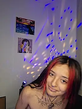 carolinerue online show from March 24, 4:12 am