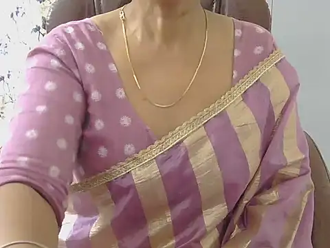 MISS SOMIYA online show from March 20, 6:14 am