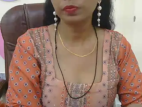 MISS SOMIYA online show from July 10, 2:50 pm