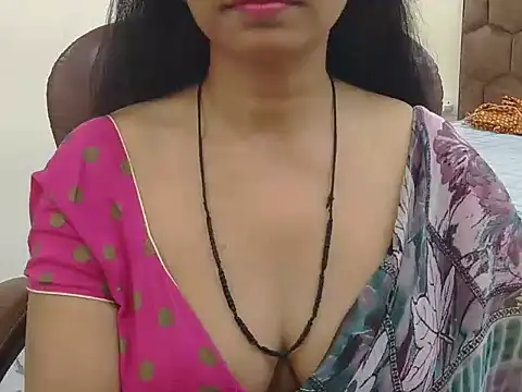 MISS SOMIYA online show from June 27, 9:15 am