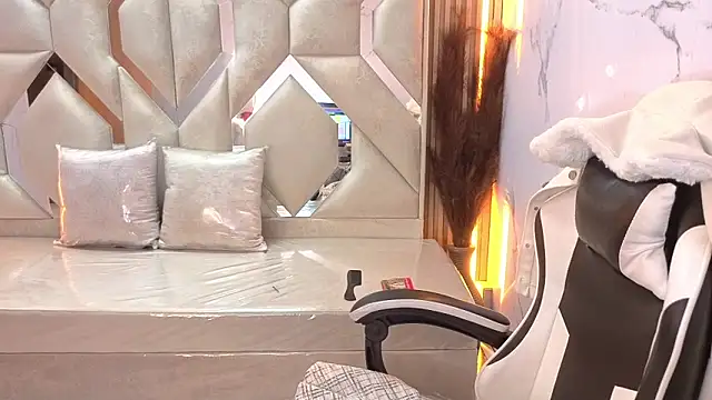 antonela tp online show from December 3, 12:48 pm