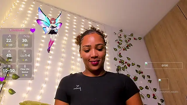 GiuliaCash online show from November 28, 1:22 pm