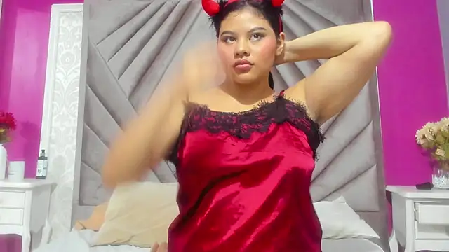 natasha bigbooty online show from October 15, 12:46 pm