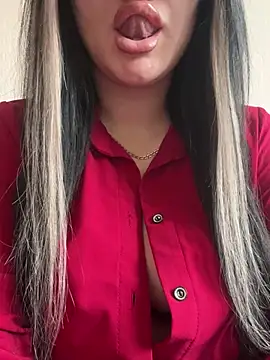 Molly-molly- online show from April 3, 6:31 am