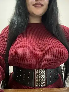 Snapshot of Molly-molly- chatting on November 25, 7:30 am Molly-molly- online show from November 25, 7:30 am