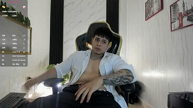 Snapshot of xKevyn chatting on October 29, 12:37 pm xKevyn online show from October 29, 12:37 pm