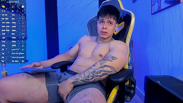 xKevyn online show from December 22, 12:16 pm