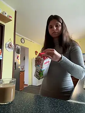 Brutecia2002 online show from April 1, 5:09 am