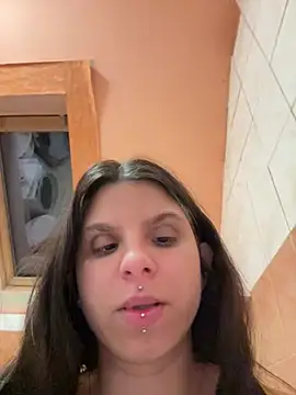 Brutecia2002 online show from March 12, 7:51 pm