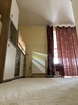 Brutecia2002 online show from April 10, 9:49 am