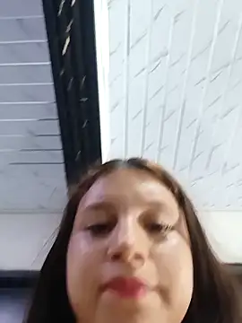 Shell Latina online show from December 3, 7:46 pm