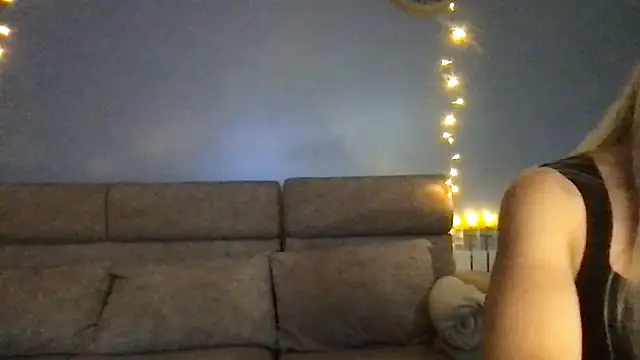 Pyrelissa online show from January 16, 4:22 pm