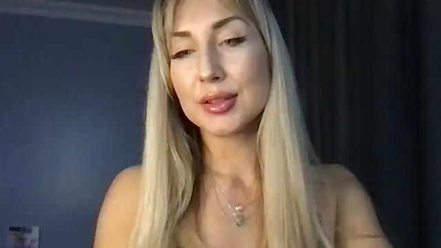 Pyrelissa online show from December 4, 6:40 pm