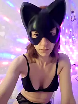 Snapshot of SecretIna chatting on May 22, 8:18 pm SecretIna online show from May 22, 8:18 pm