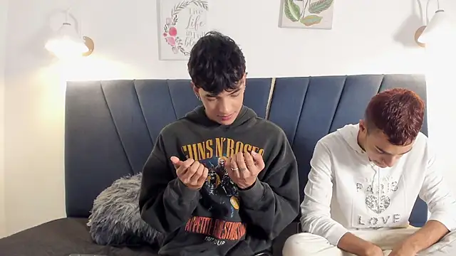 Snapshot of maicol_cum23 chatting on February 25, 8:19 pm maicol cum23 online show from February 25, 8:19 pm