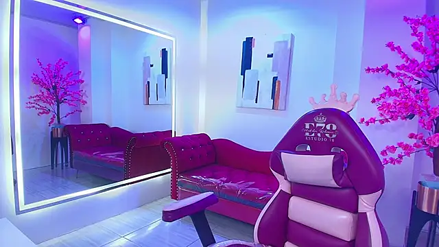 Black roseee online show from March 11, 3:33 am