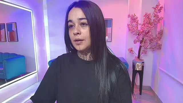 Black roseee online show from April 11, 3:47 am