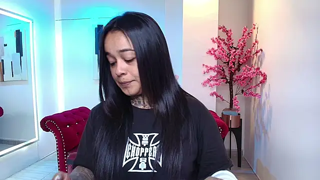 Black roseee online show from March 29, 3:52 am