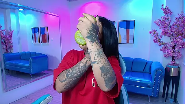 Black roseee online show from March 13, 3:33 am