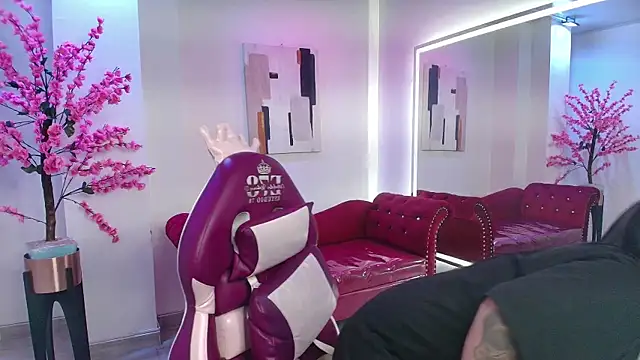 Black roseee online show from November 22, 3:27 am